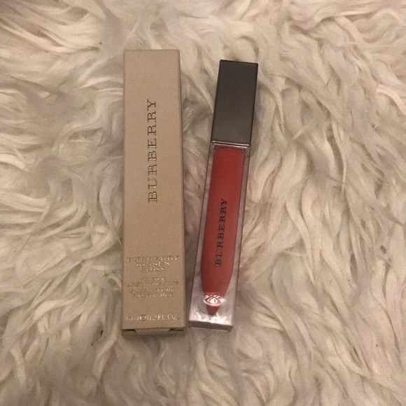 Burberry Other - Burberry gloss